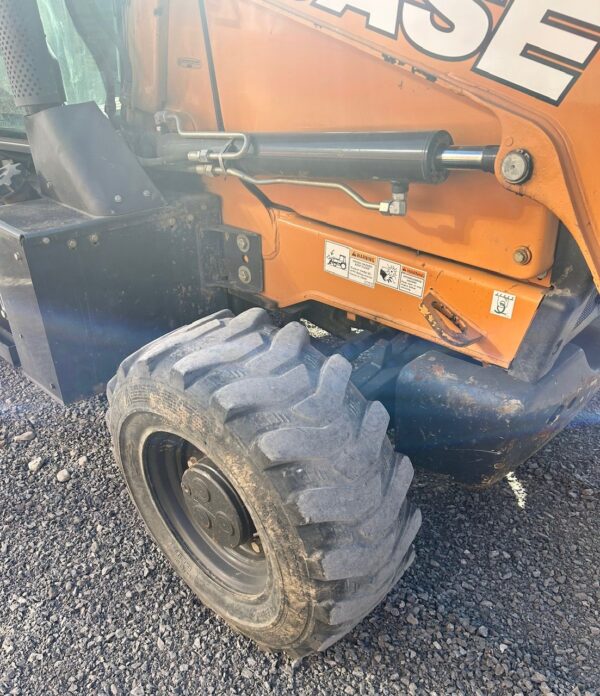 A VENDRE - Rétrocaveuse (pépine) CASE 580SN 2019 – Image 12