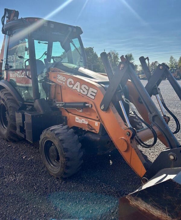 A VENDRE - Rétrocaveuse (pépine) CASE 580SN 2019 – Image 7