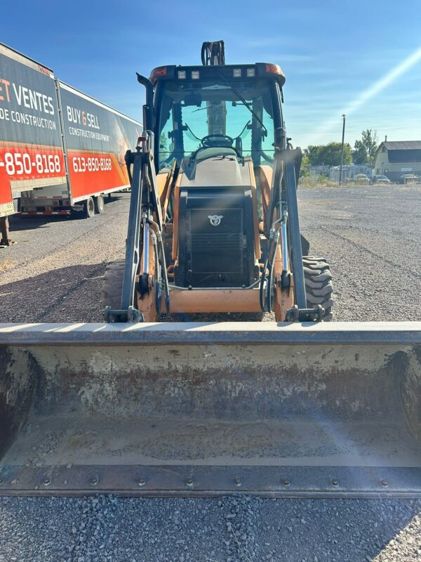 A VENDRE - Rétrocaveuse (pépine) CASE 580SN 2019 – Image 4