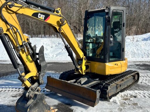 A VENDRE - Excavatrice CAT 303.5E2CR 2019