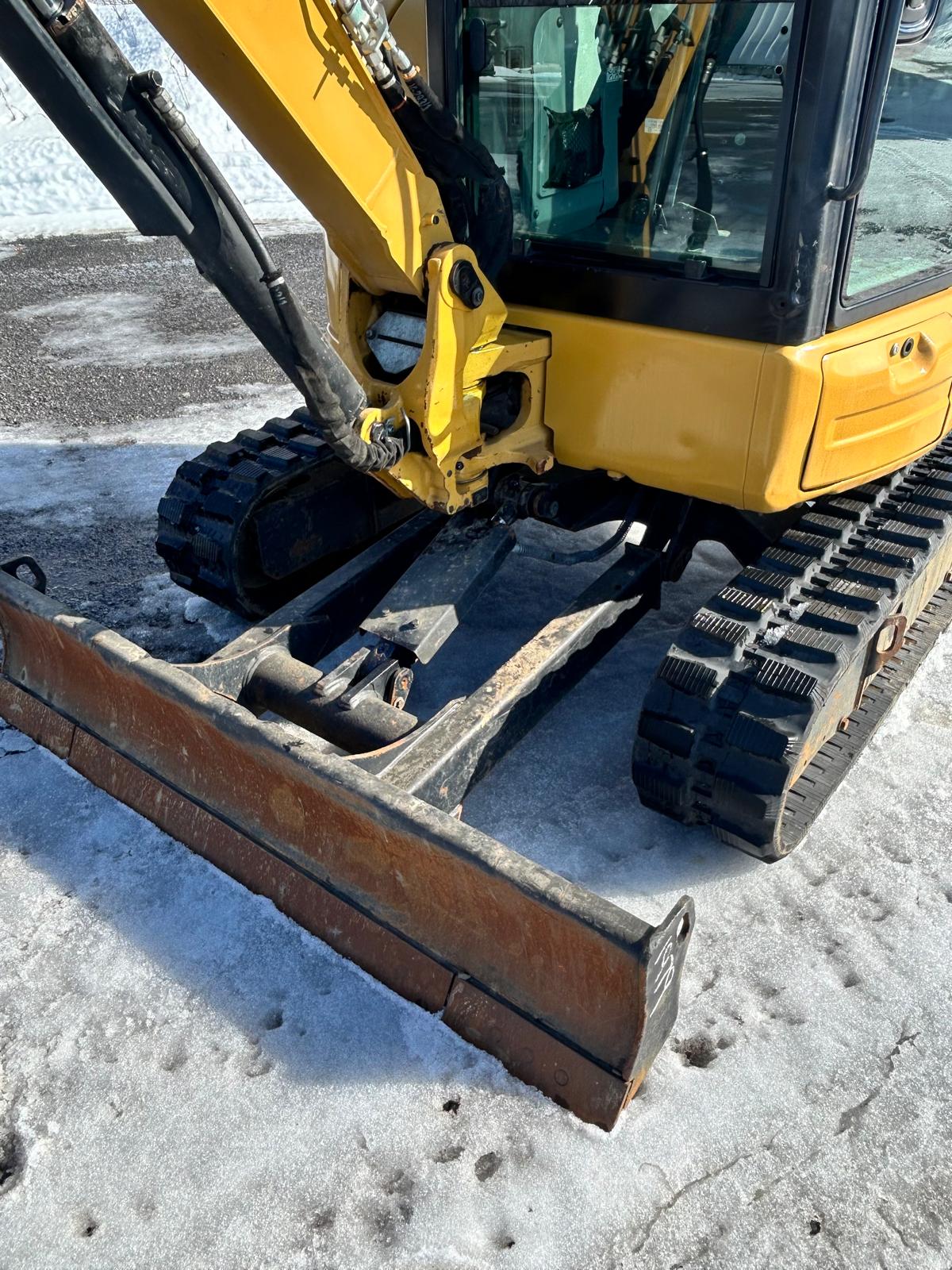 A VENDRE - Excavatrice CAT 303.5E2CR 2020 – Image 6