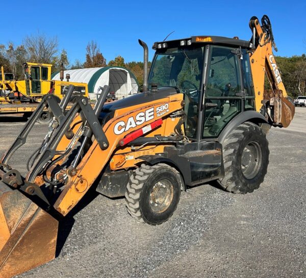 A VENDRE - Rétrocaveuse (pépine) CASE 580SN 2017 – Image 2