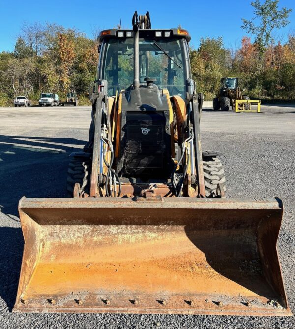 A VENDRE - Rétrocaveuse (pépine) CASE 580SN 2017 – Image 7